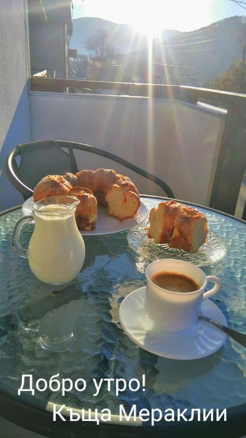 Гостевой дом Guest House Meraklii Smilyan